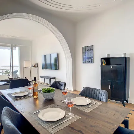 Nestor&jeeves - Blue Promenade - Sea Front - - Luxe Apartment *